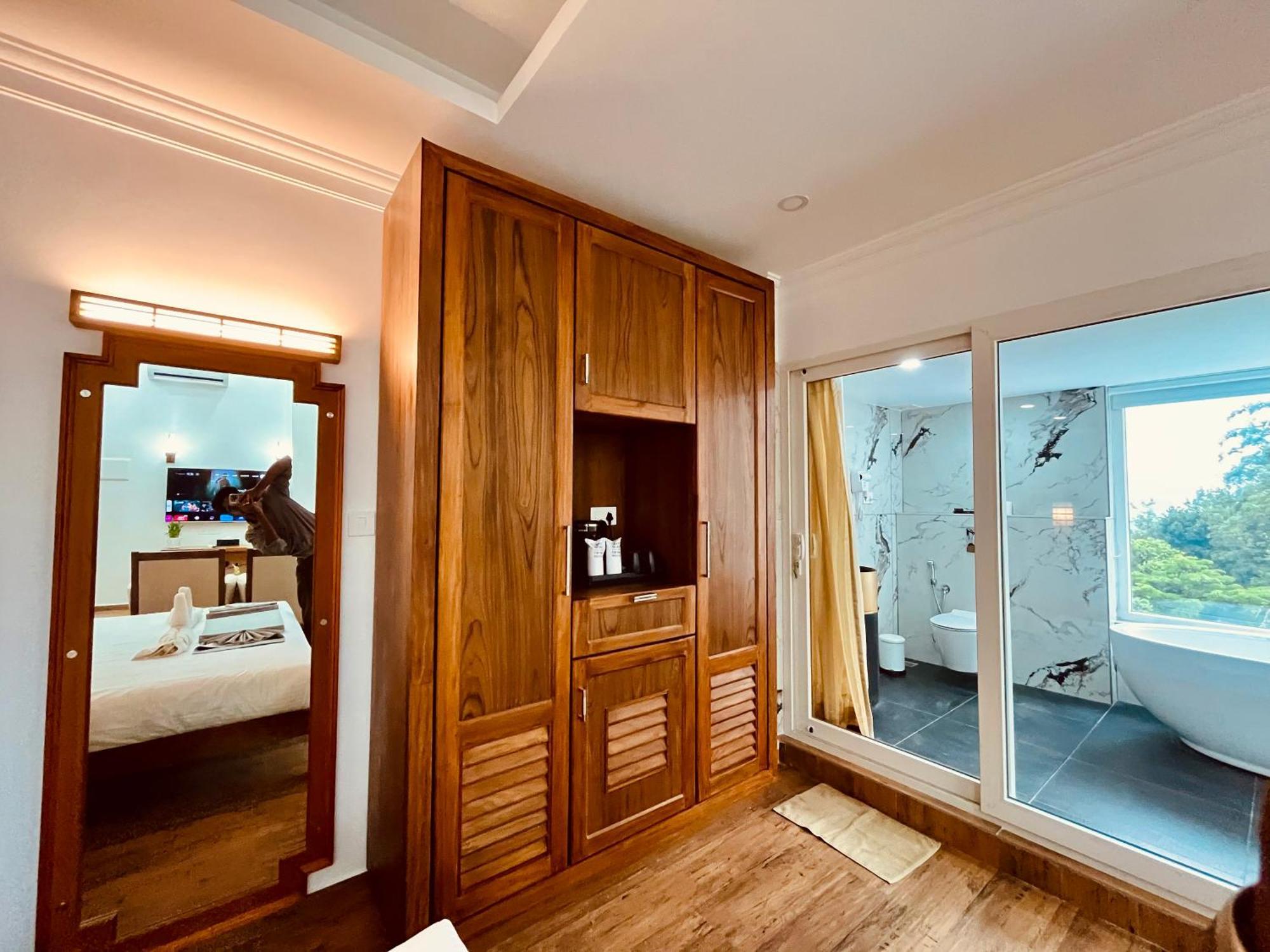 Hotel White House, Munnar Bagian luar foto